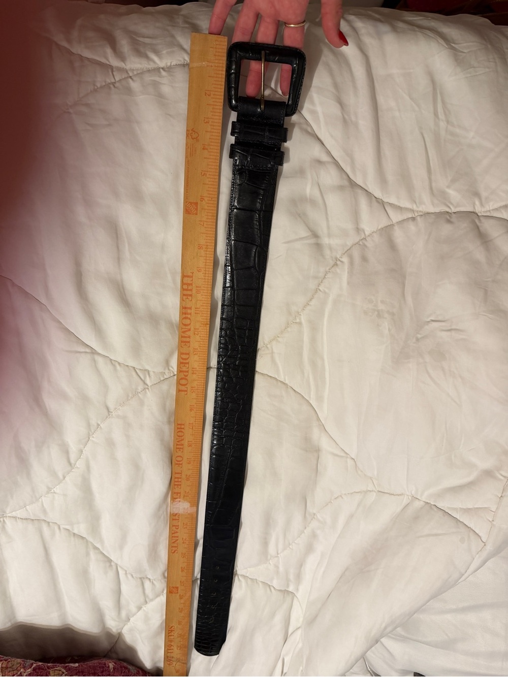 Vintage Black Croc-Embossed Wide Belt with Covered Buckle - Picture 4 of 7